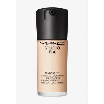 Billede af MAC Studio FIX Fluid SPF15 Foundation, Størrelse: 30 ml, Nc5