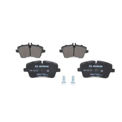 Billede af BOSCH 0 986 494 607 Bremseklodser Low Metallic med anti knirke plade, skruer tilbehør MERCEDES BENZ: CLK Coupe, C klasse Sedan