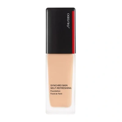 Billede af Shiseido Synchro Skin Self Refreshing Liquid Foundation 160 Shell 30 ml