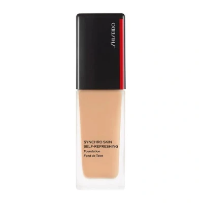 Billede af Shiseido Synchro Skin Self Refreshing Liquid Foundation 320 Pine 30 ml