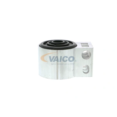 Billede af VAICO V40 0154 Bøsning EXPERT KITS + nede, foraksel til bærearm OPEL: Vectra C Caravan, Sedan, CC, SAAB: 9 3 Stationcar, Sedan