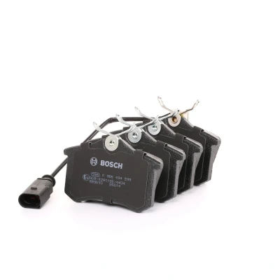 Billede af BOSCH 0 986 494 599 Bremseklodser Low Metallic med indbygget slidsensor monteringsvejledning, anti knirke plade, skruer