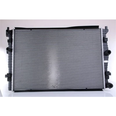 Billede af NISSENS 606267 Radiator Aluminium 650 439 26 Loddet køleripper VOLKSWAGEN: Golf VIII Hatchback