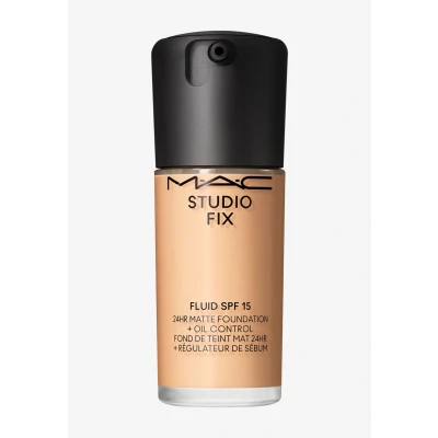 Billede af MAC Studio FIX Fluid SPF15 Foundation, Størrelse: 30 ml, Nc17