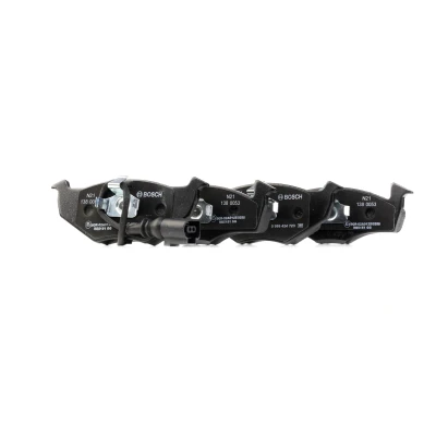 Billede af BOSCH 0 986 424 723 Bremseklodser Low Metallic med indbygget slidsensor anti knirke plade, stempelklips SKODA: Fabia 2, 1 Combi