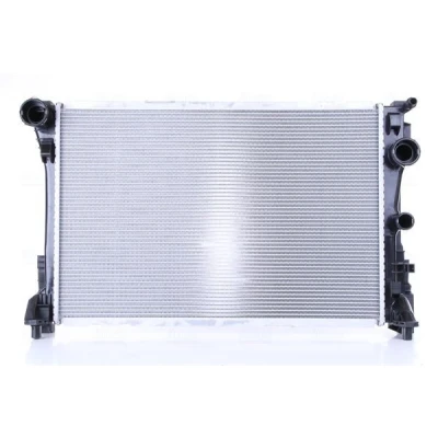Billede af NISSENS 67167 Radiator Aluminium 640 440 32 Loddet køleripper MERCEDES BENZ: E klasse Sedan, C T modell