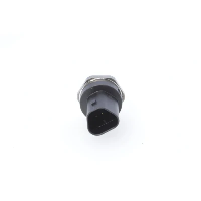 Billede af BOSCH 0 261 545 063 Sensoren højtrykside FORD: MONDEO 4 Turnier, S Max Mk1, 4, JAGUAR: XF Sedan, VOLVO: V70 3