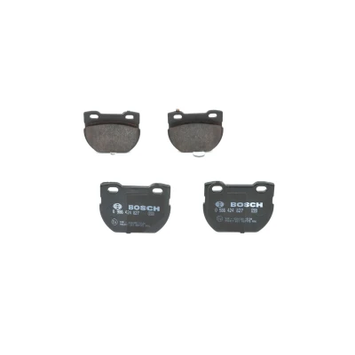Billede af BOSCH 0 986 424 827 Bremseklodser Low Metallic med anti knirke plade, monteringsvejledning LAND ROVER: Defender SUV, SUV Cabriolet