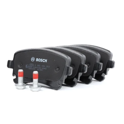 Billede af BOSCH 0 986 494 303 Bremseklodser Low Metallic med skruer tilbehør AUDI: A6 C6 Avant, A4 B7 B6 VOLKSWAGEN: Multivan 6
