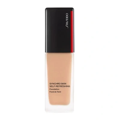 Billede af Shiseido Synchro Skin Self Refreshing Liquid Foundation 310 Silk 30 ml