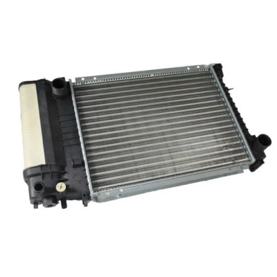 Billede af THERMOTEC D7B001TT Radiator Aluminium, plastik 440 329 32 manuelt gear Mekanisk fuget køleripper BMW: 5 Sedan, 3 Compact, Cabriolet