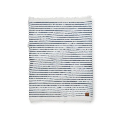 Billede af Elodie Furry Knit Tæppe, Berry Blue
