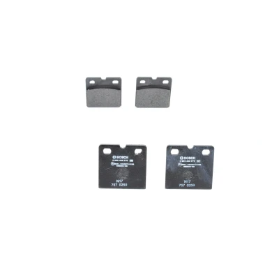 Billede af BOSCH 0 986 494 775 Bremseklodser Low Metallic AUDI: R8 Spyder, JAGUAR: S Type