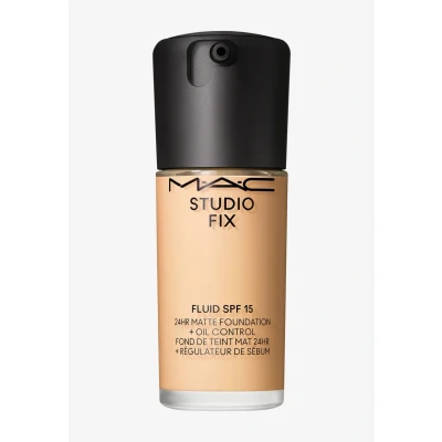 Billede af MAC Studio FIX Fluid SPF15 Foundation, Størrelse: 30 ml, Nc15