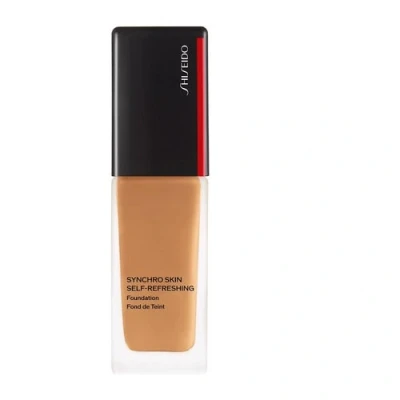 Billede af Shiseido Synchro Skin Self Refreshing Liquid Foundation 420 Bronze 30 ml