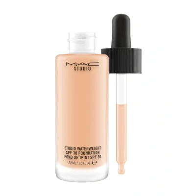 Billede af MAC Studio Waterweight SPF 30 Foundation NW22 ml