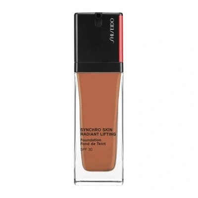 Billede af Shiseido Synchro Skin Radiant Lifting Foundation 450 Copper 30 ml