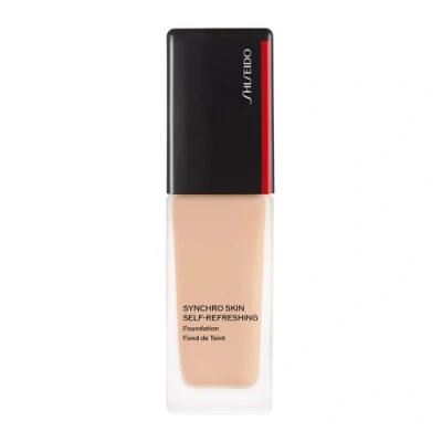 Billede af Shiseido Synchro Skin Self Refreshing Liquid Foundation 220 Linen 30 ml