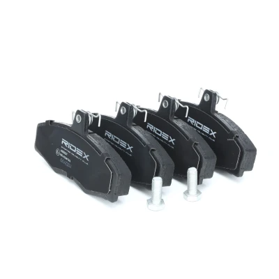 Billede af BOSCH 0 986 424 373 Bremseklodser Low Metallic med anti knirke plade SKODA: FELICIA 1